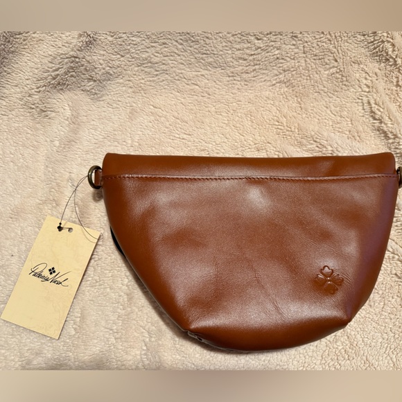 NWT Patricia Nash Leather Tinchi Convertible Bag - belt bag to crossbody - Picture 8 of 13